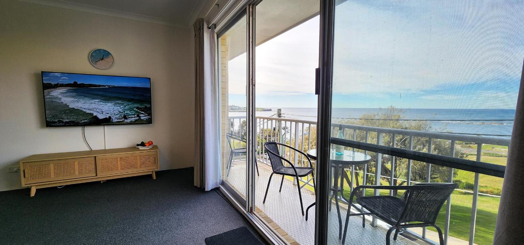 Penthouse Ocean Views * Sydney