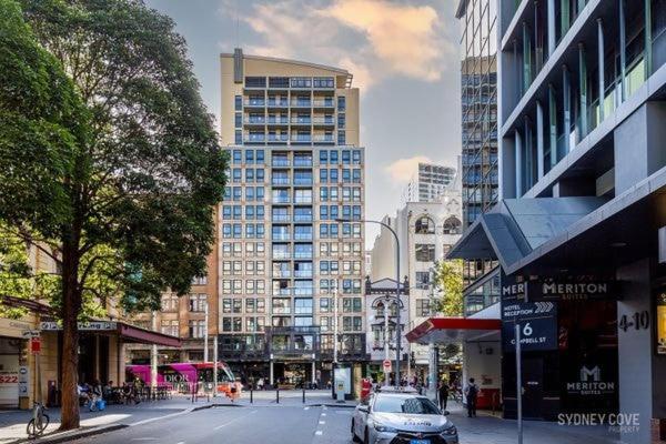 Bright 2-bedroom With Views *