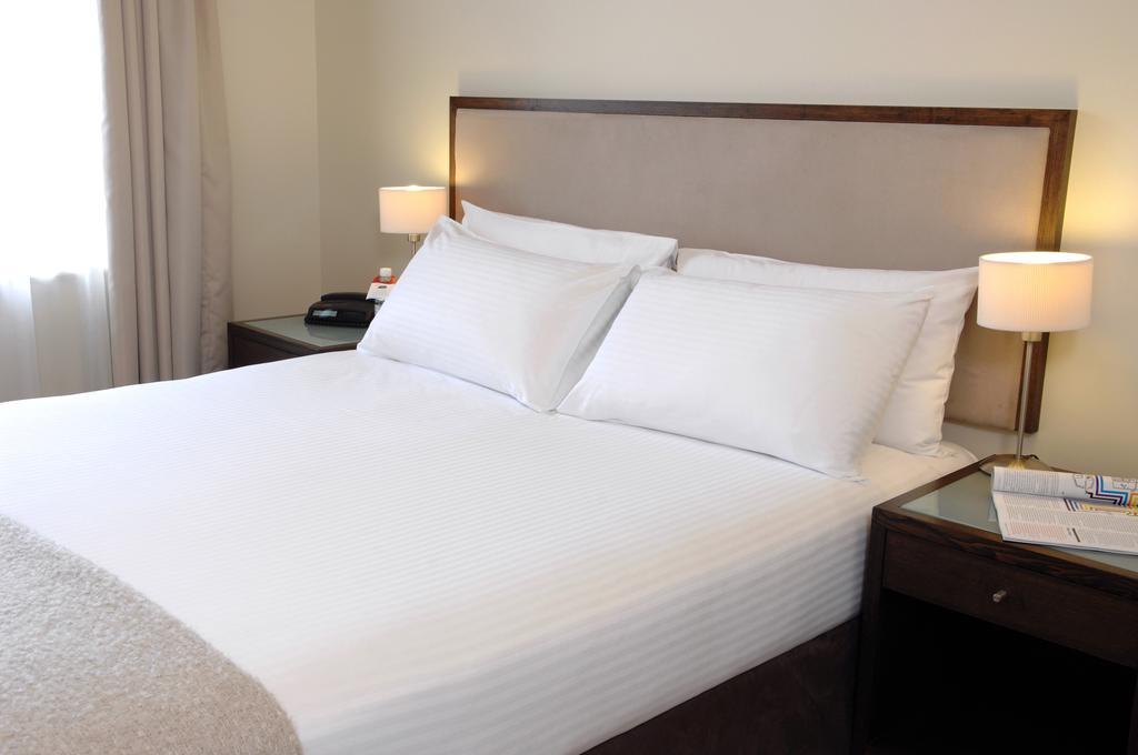 Oaks North Ryde 4*
