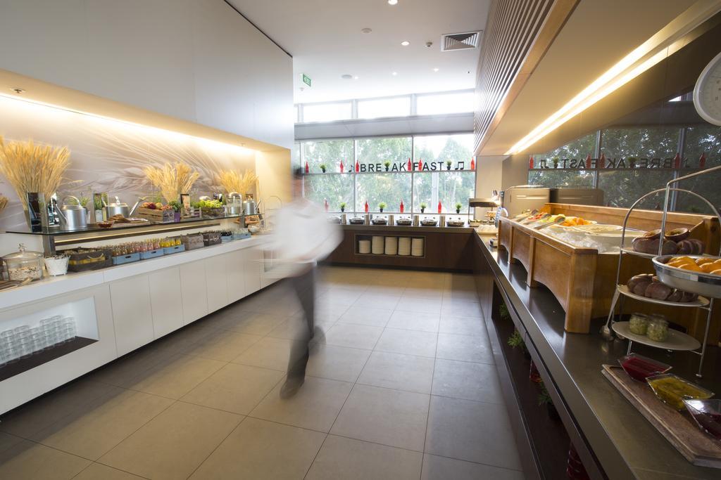 Novotel Olympic Park 4* Sydney