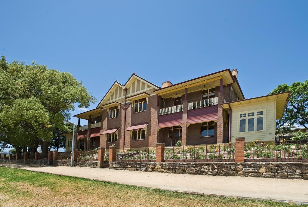 Cockatoo Island Accommodation 4* Sydney
