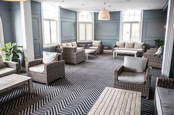 Inn Crown Surry Hills