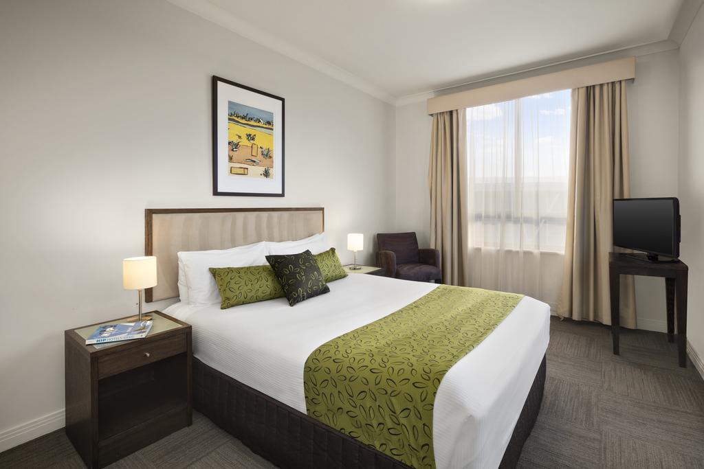 Oaks North Ryde Aparthotel Sydney