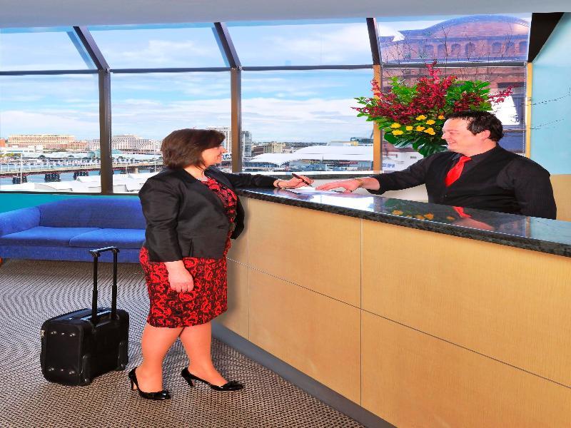 Metro On Darling Harbour Aparthotel Sydney