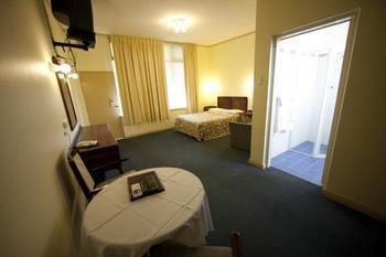 Motel Town And Country