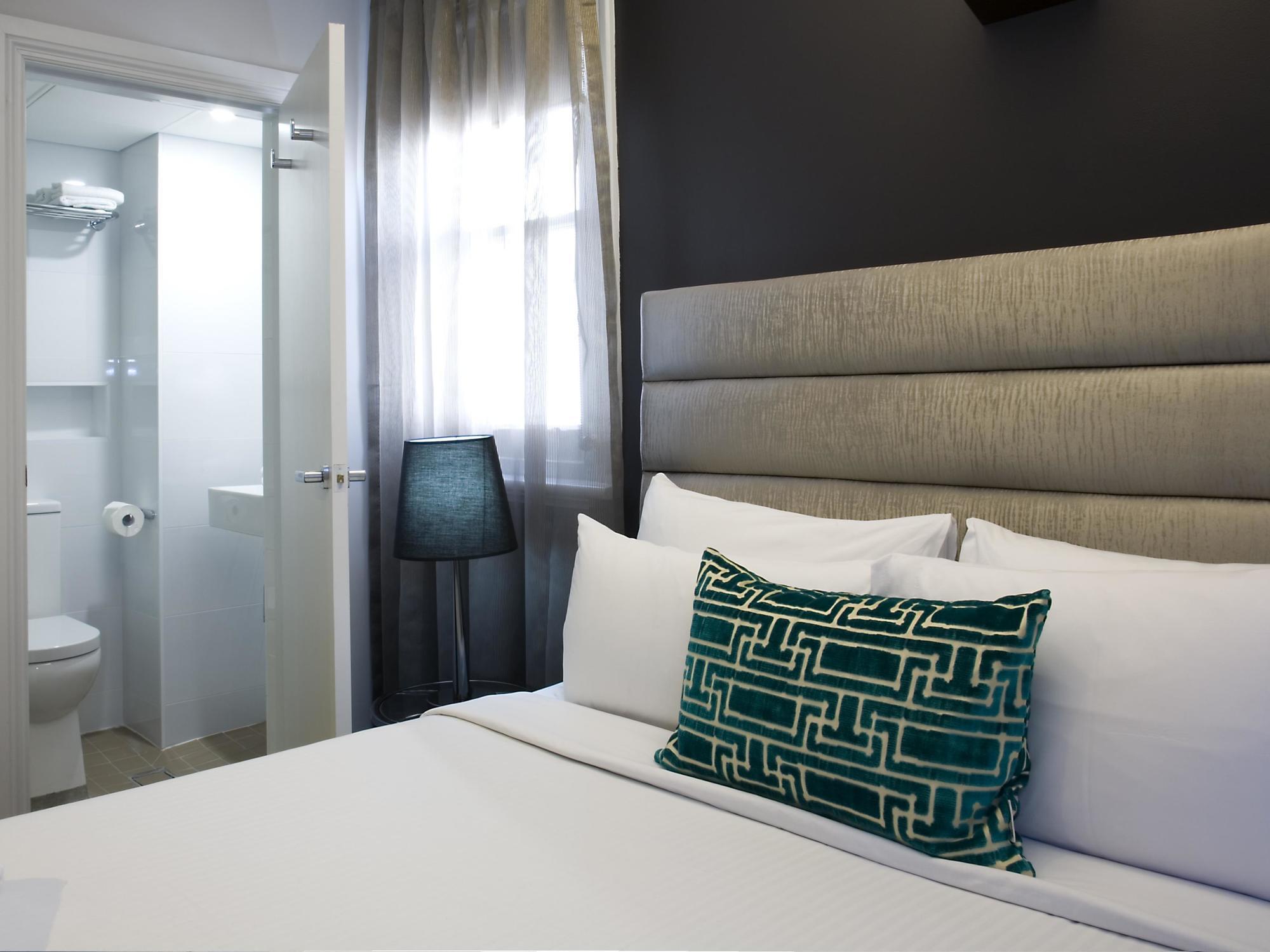 Challis Potts Point