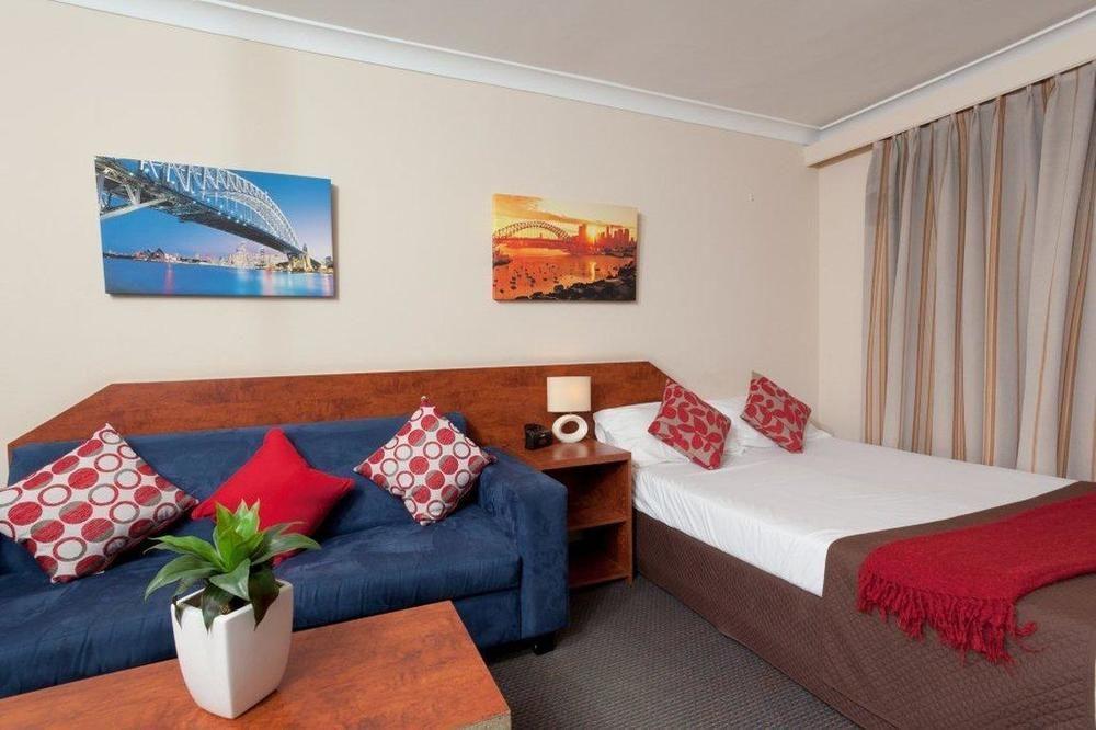 Hotel Railway 3*