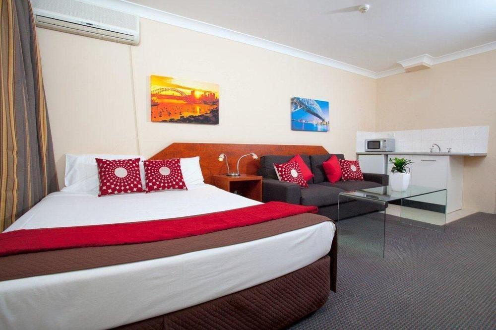 Hotel Railway