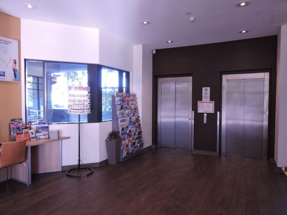 Ibis Budget Olympic Park Hotel 3*