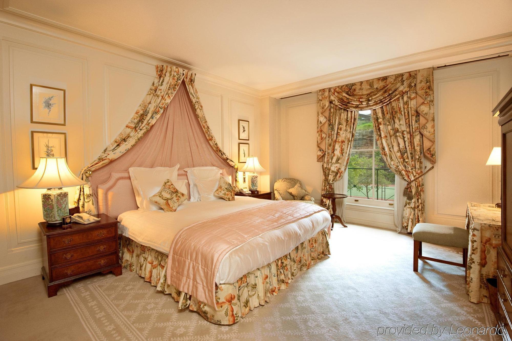 The Langham 5*