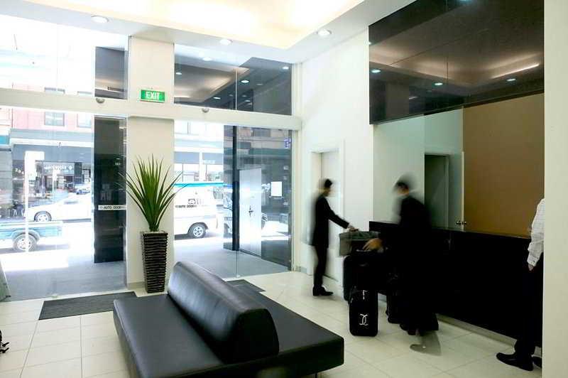 Meriton Pitt Street,