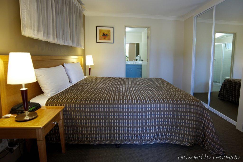 Apx Parramatta Aparthotel
