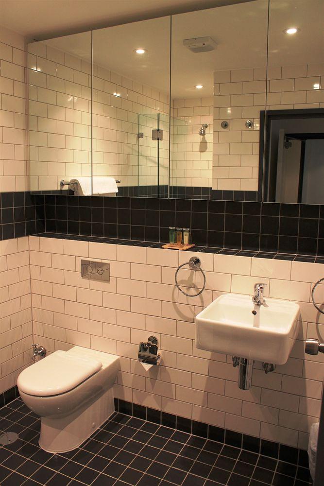The Social Hotel, * Sydney