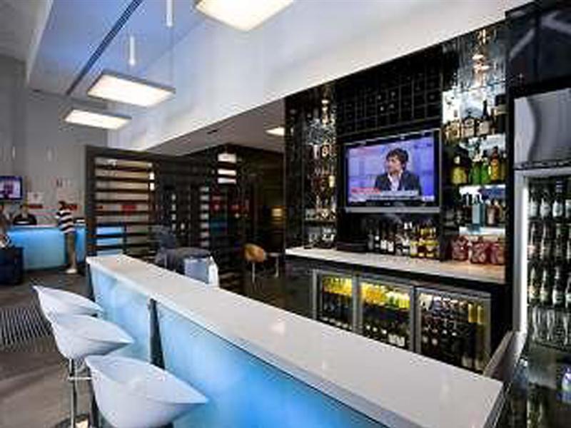 Hotel Ibis Barangaroo 3*
