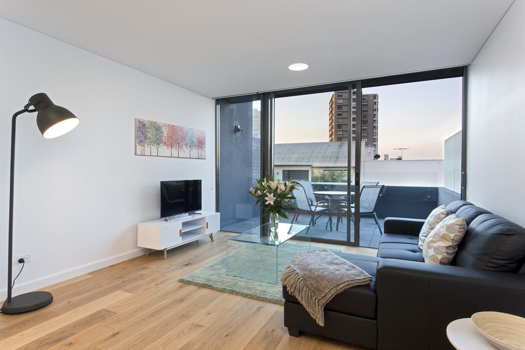 Astra Neutral Bay Aparthotel 4*