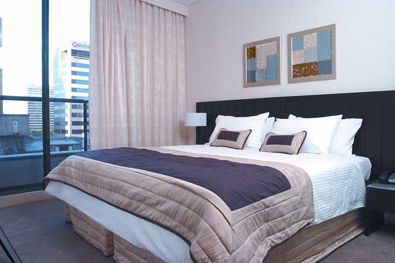 Meriton Pitt Street, 5* Sydney