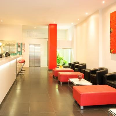Ibis World Square 3*