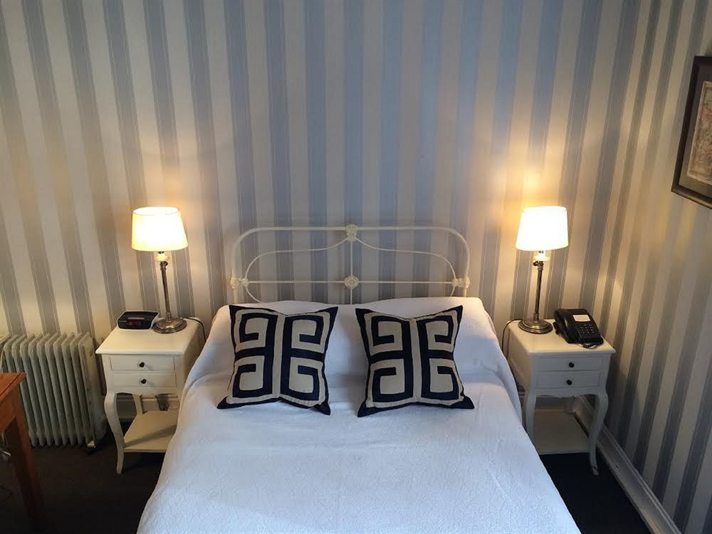 The Russell Boutique 3*