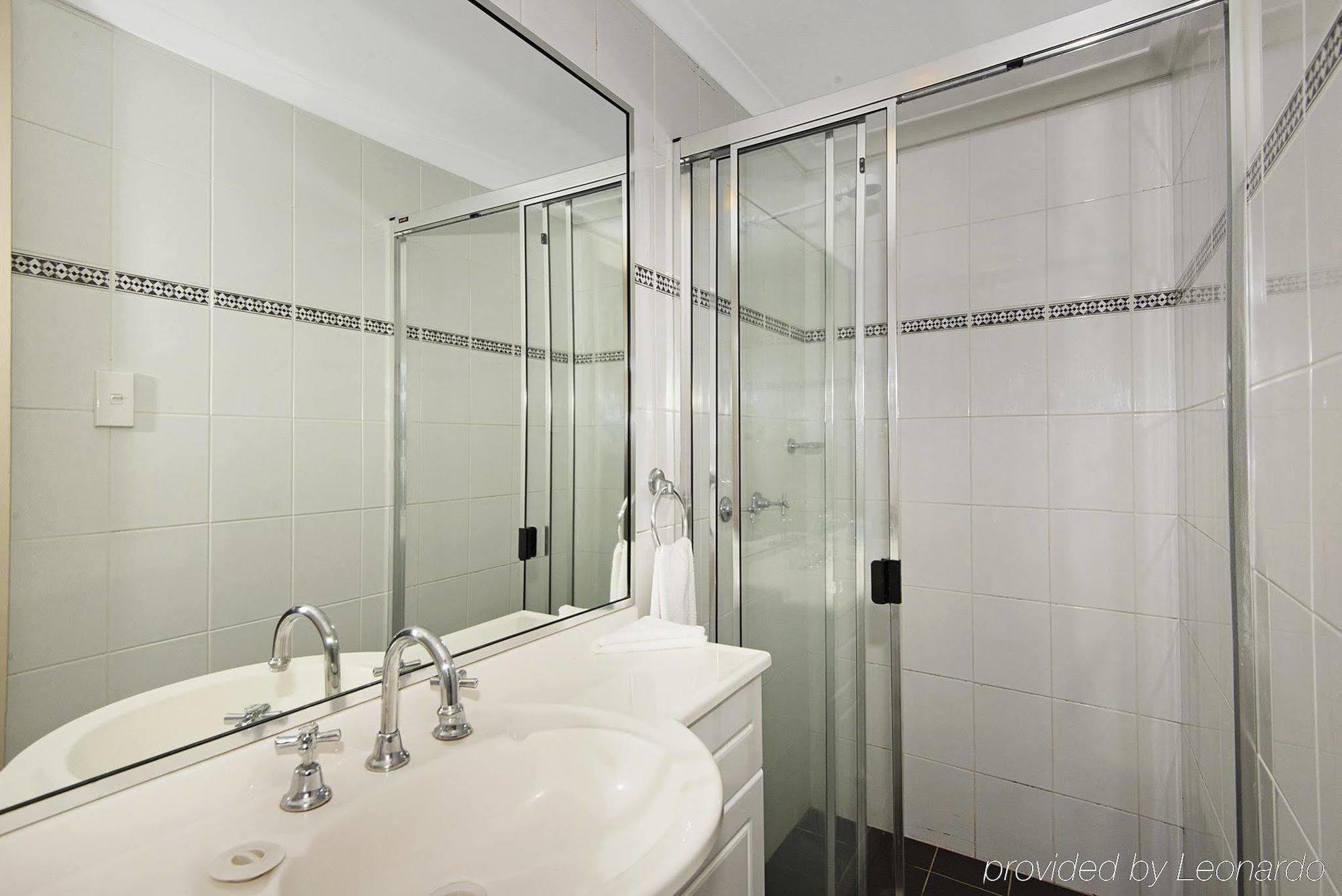 Waldorf Drummoyne Serviced 3*