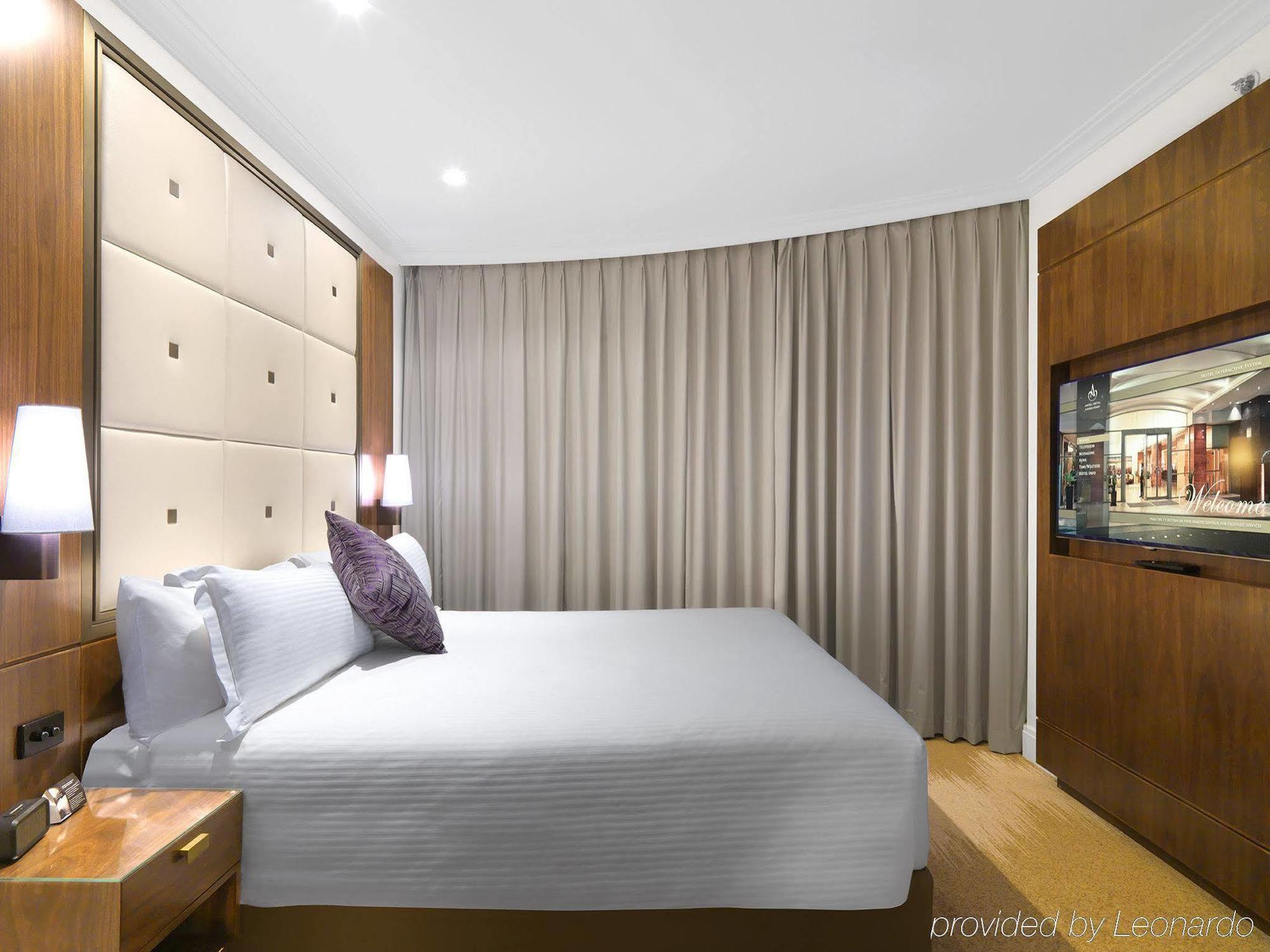 Amora Jamison Hotel