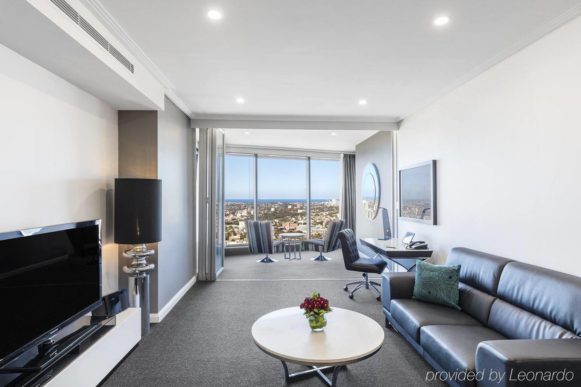 Meriton World Tower, Sydney