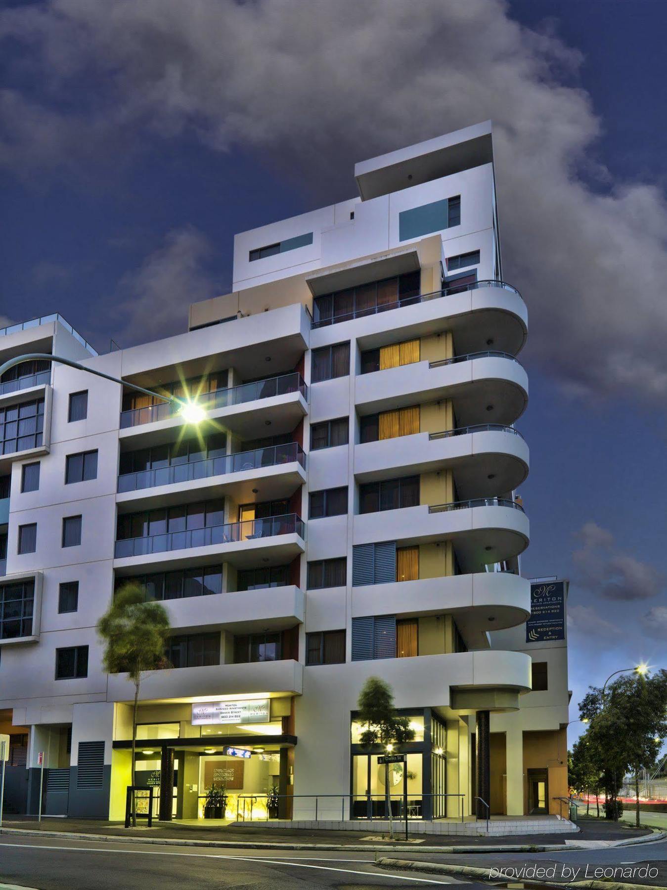 Meriton Waterloo