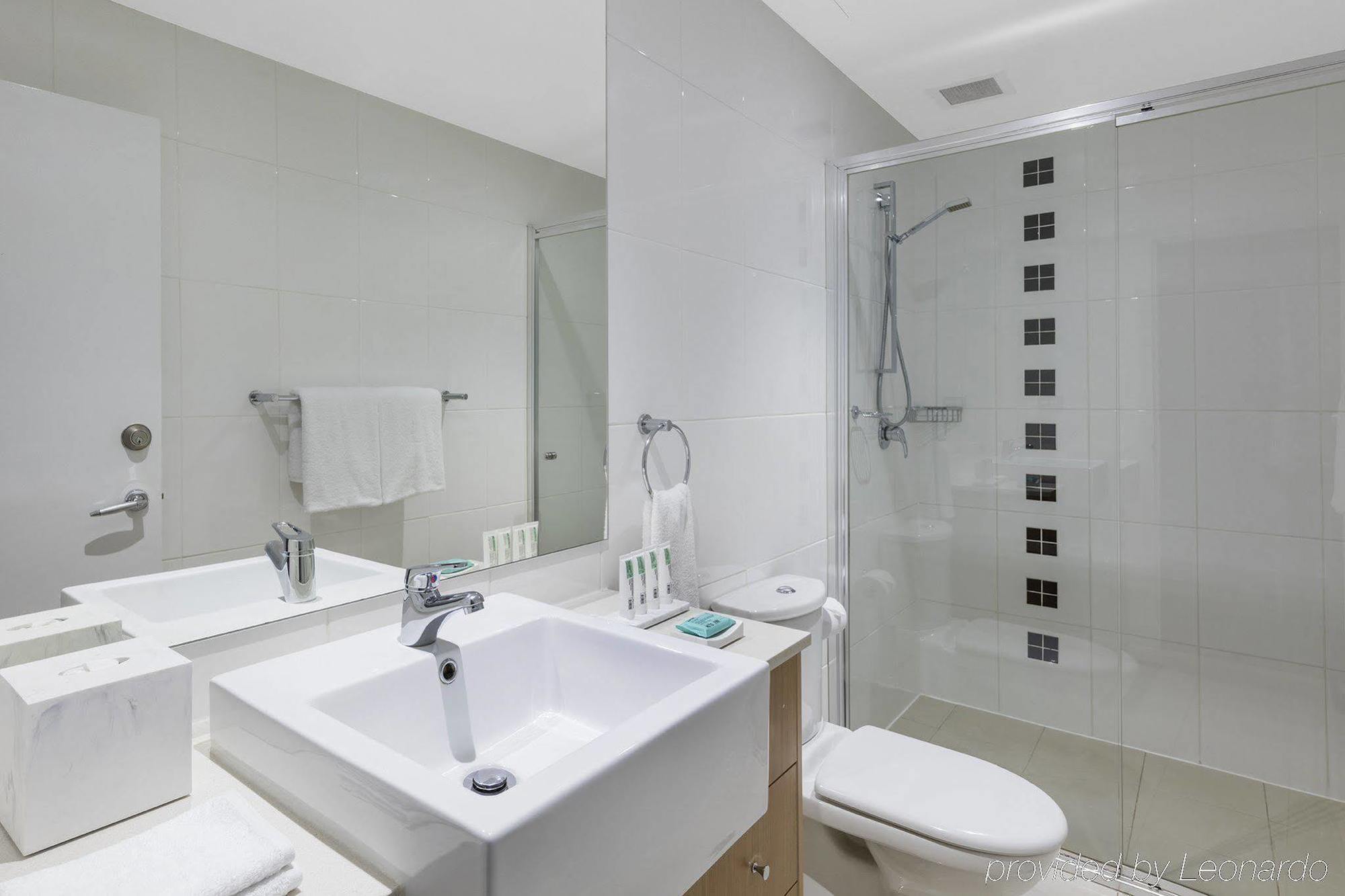 Hotel Meriton Waterloo Sydney