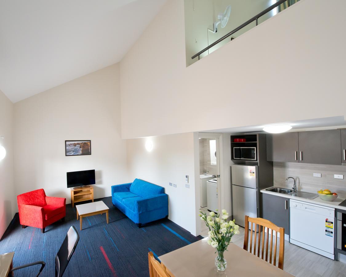 Apx Parramatta Aparthotel