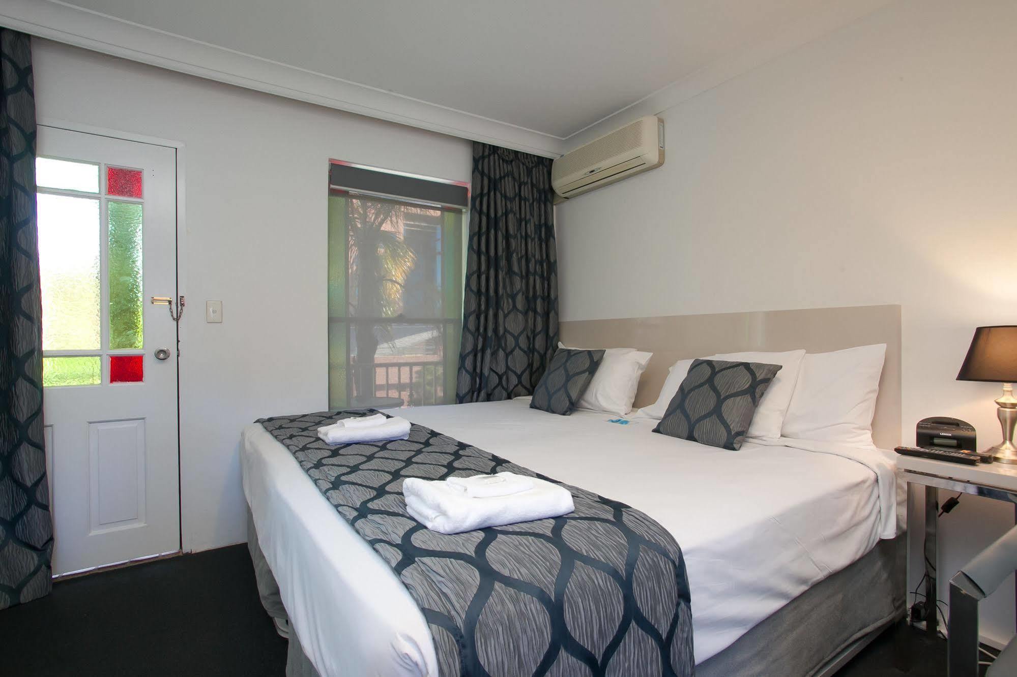 Hotel Railway