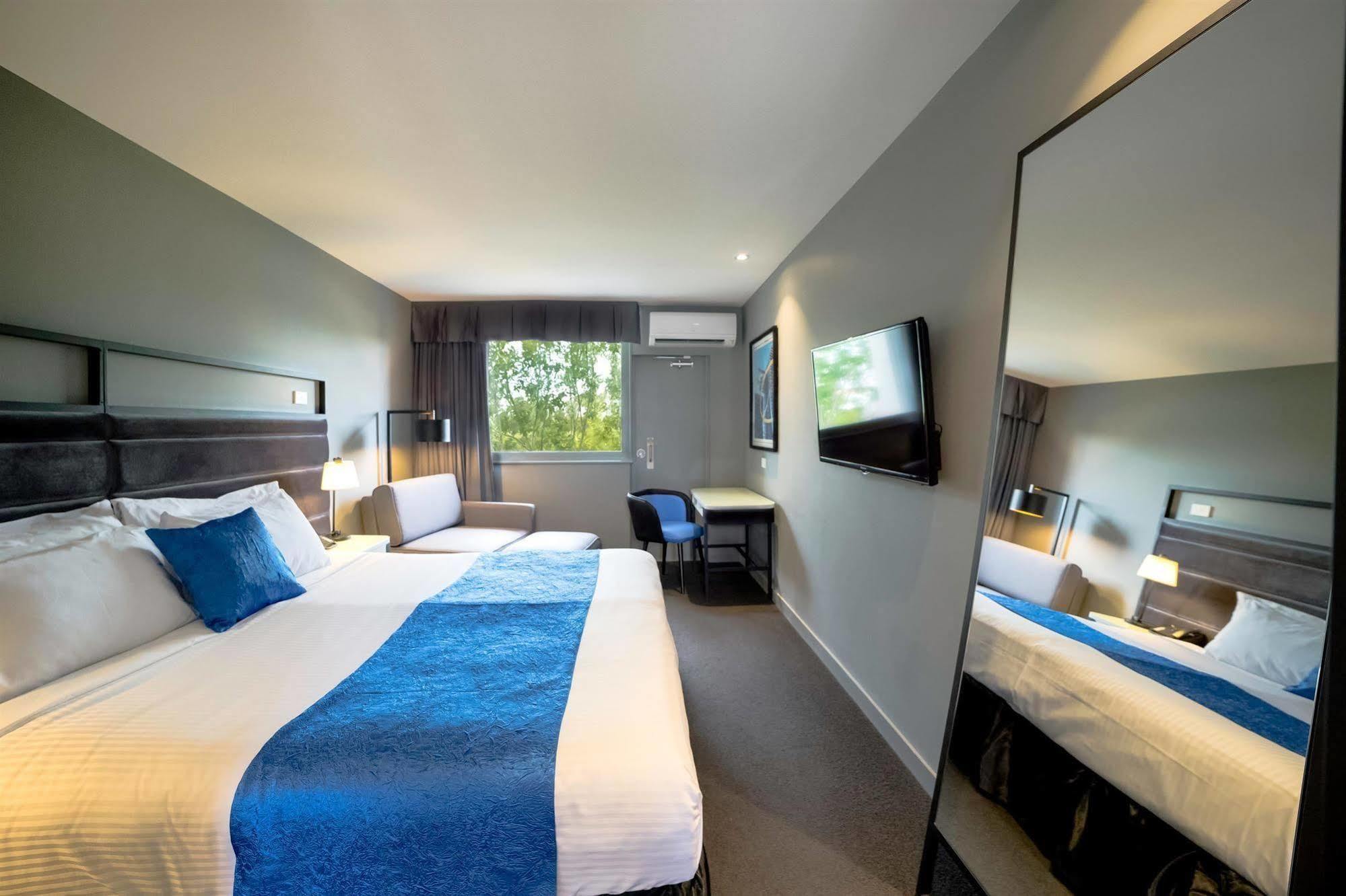 Haven Glebe 4*