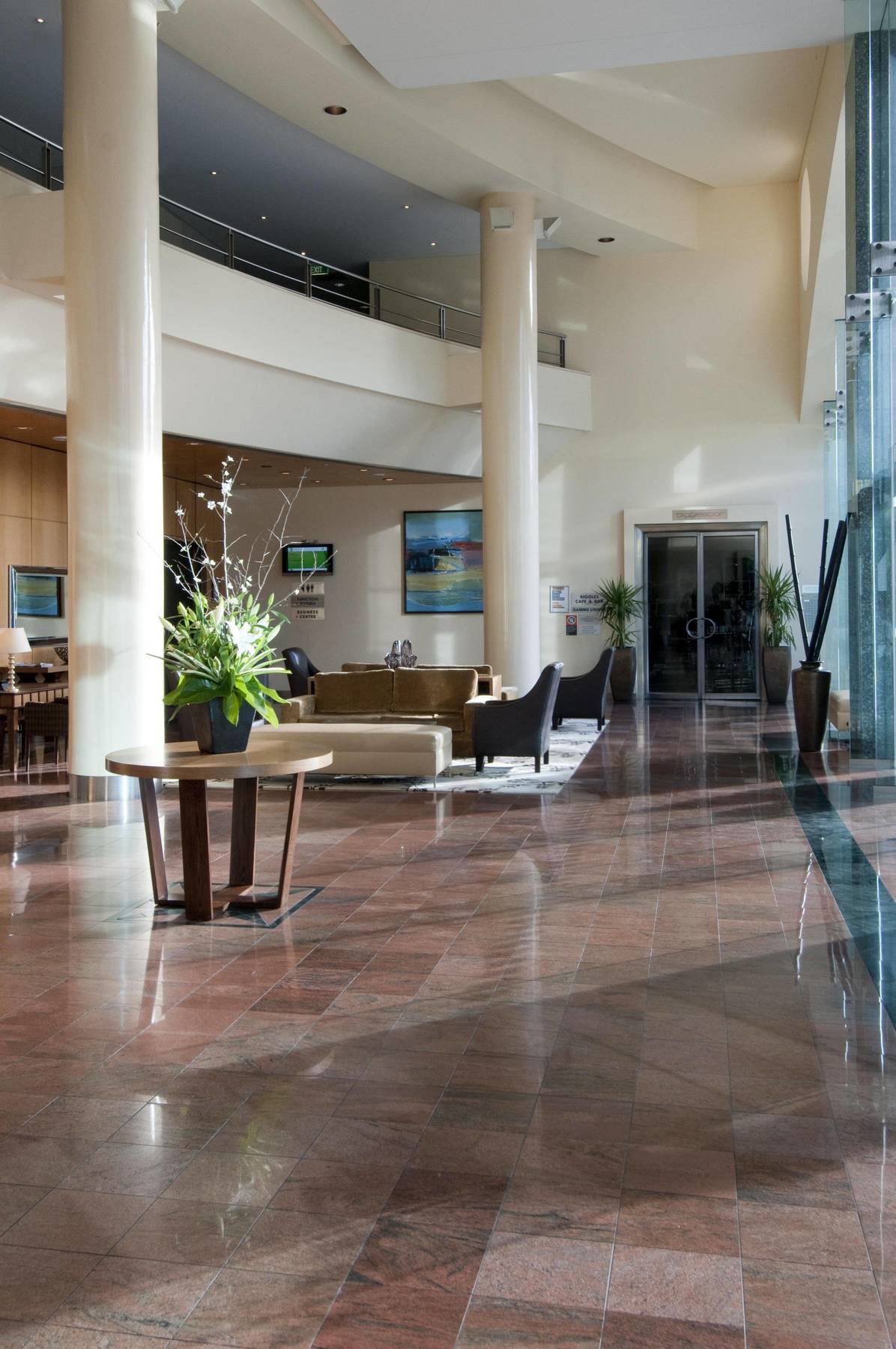 Hotel Crowne Plaza Airport By Ihg