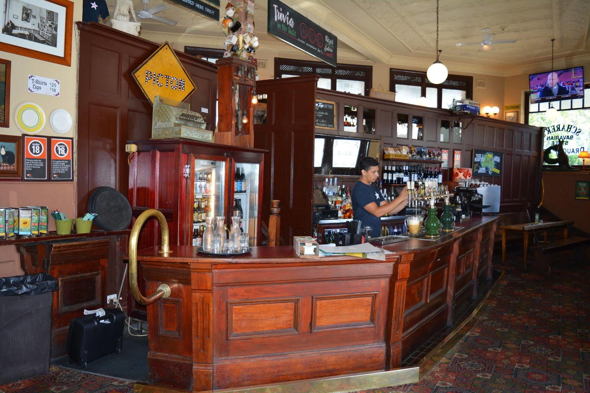 Australian Heritage Hotel