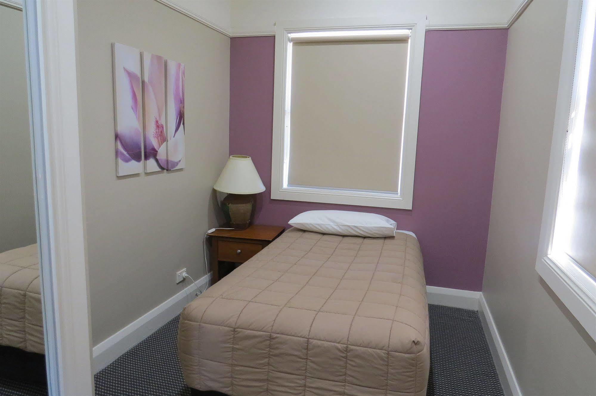 Waldorf Drummoyne Serviced 3* Sydney