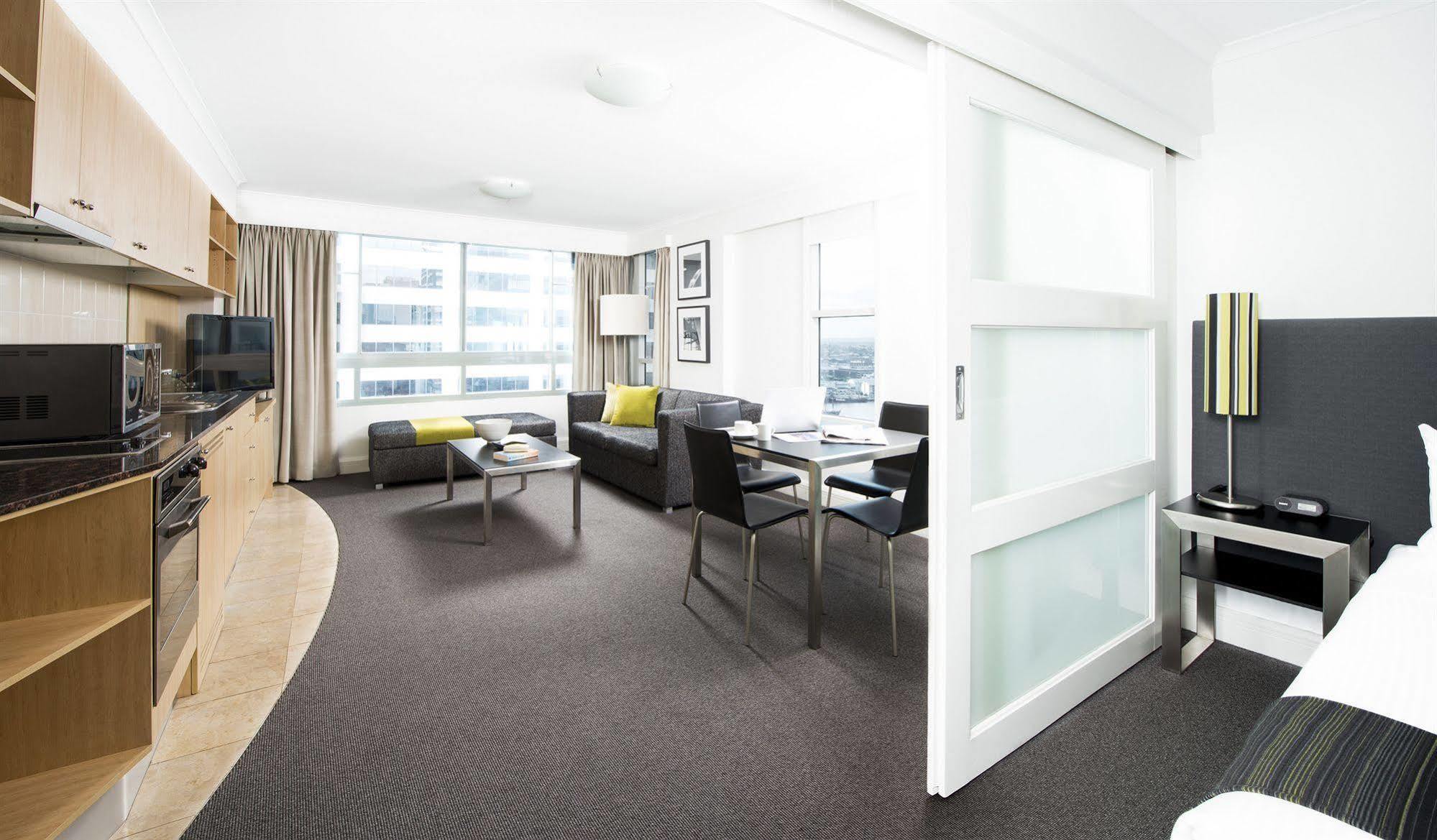 Mantra On Kent Aparthotel 4*