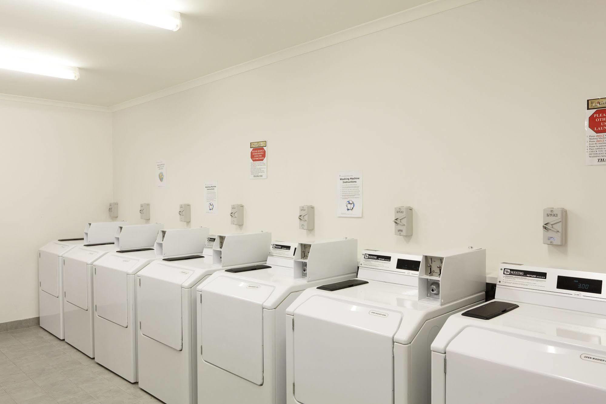 Macquarie Village Aparthotel 3*