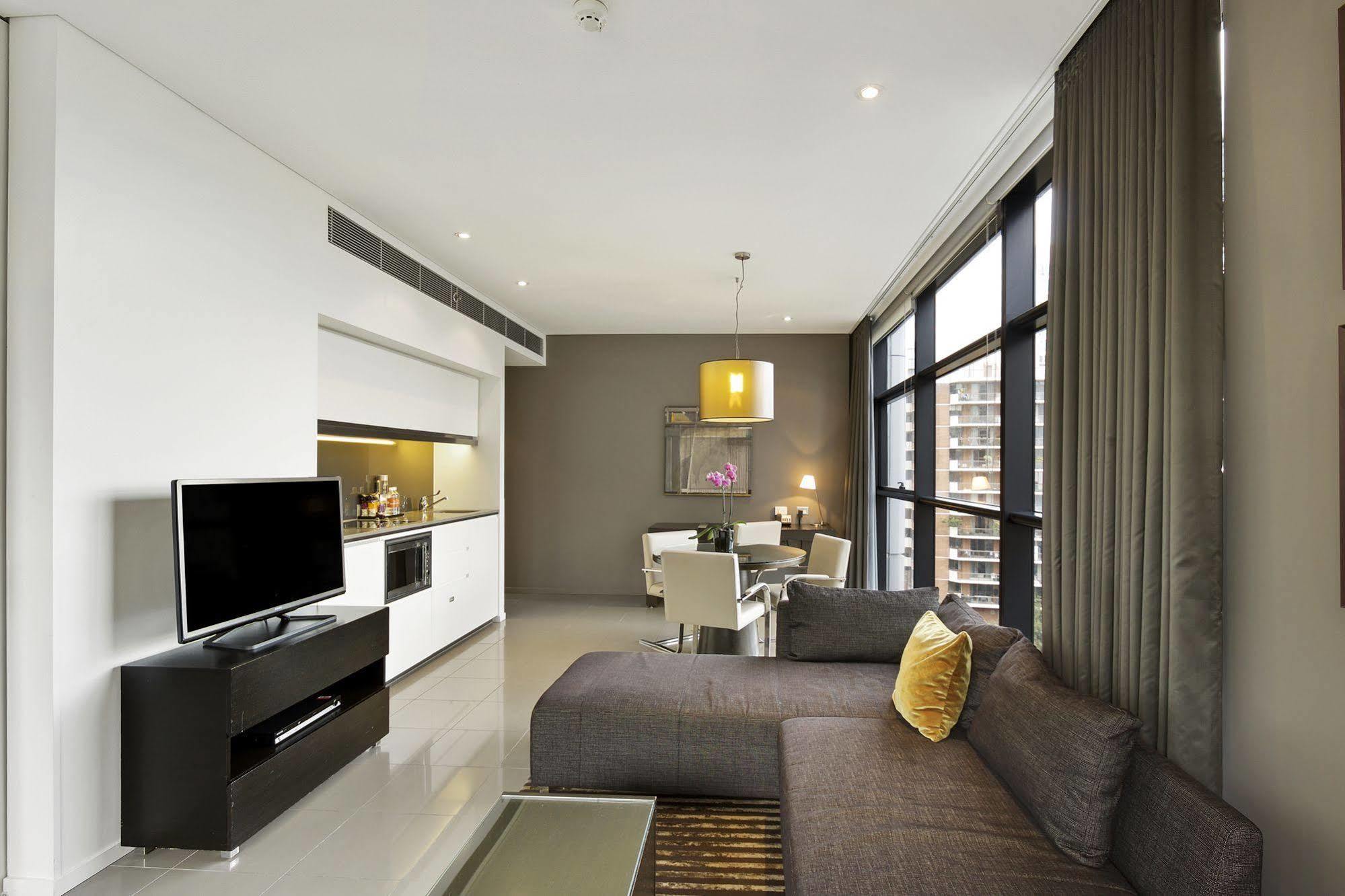 Fraser Aparthotel 5*