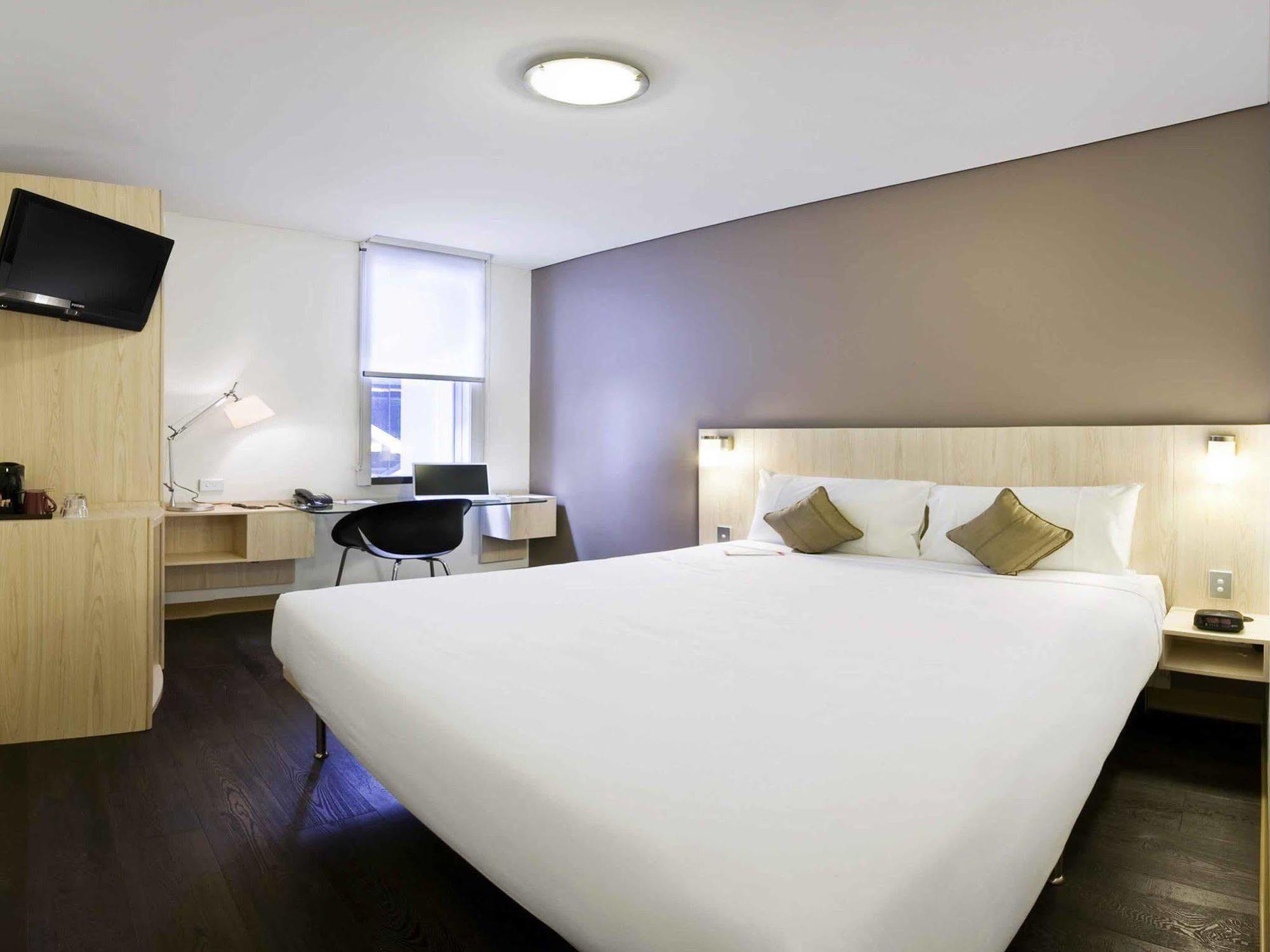 Hotel Ibis Barangaroo 3*