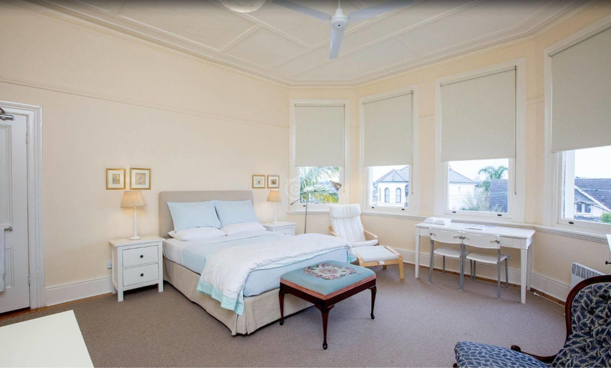 Admiral Collingwood Lodge *