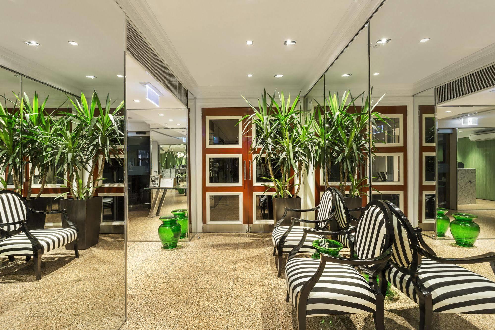 Potts Point Official Aparthotel 4*
