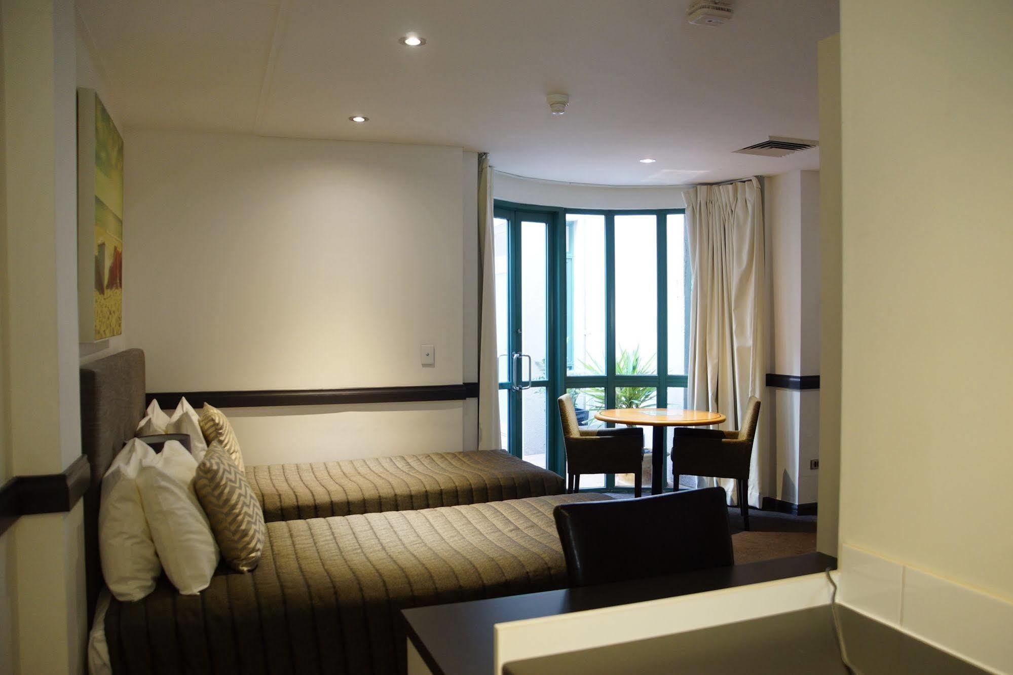 The Social Hotel, * Sydney