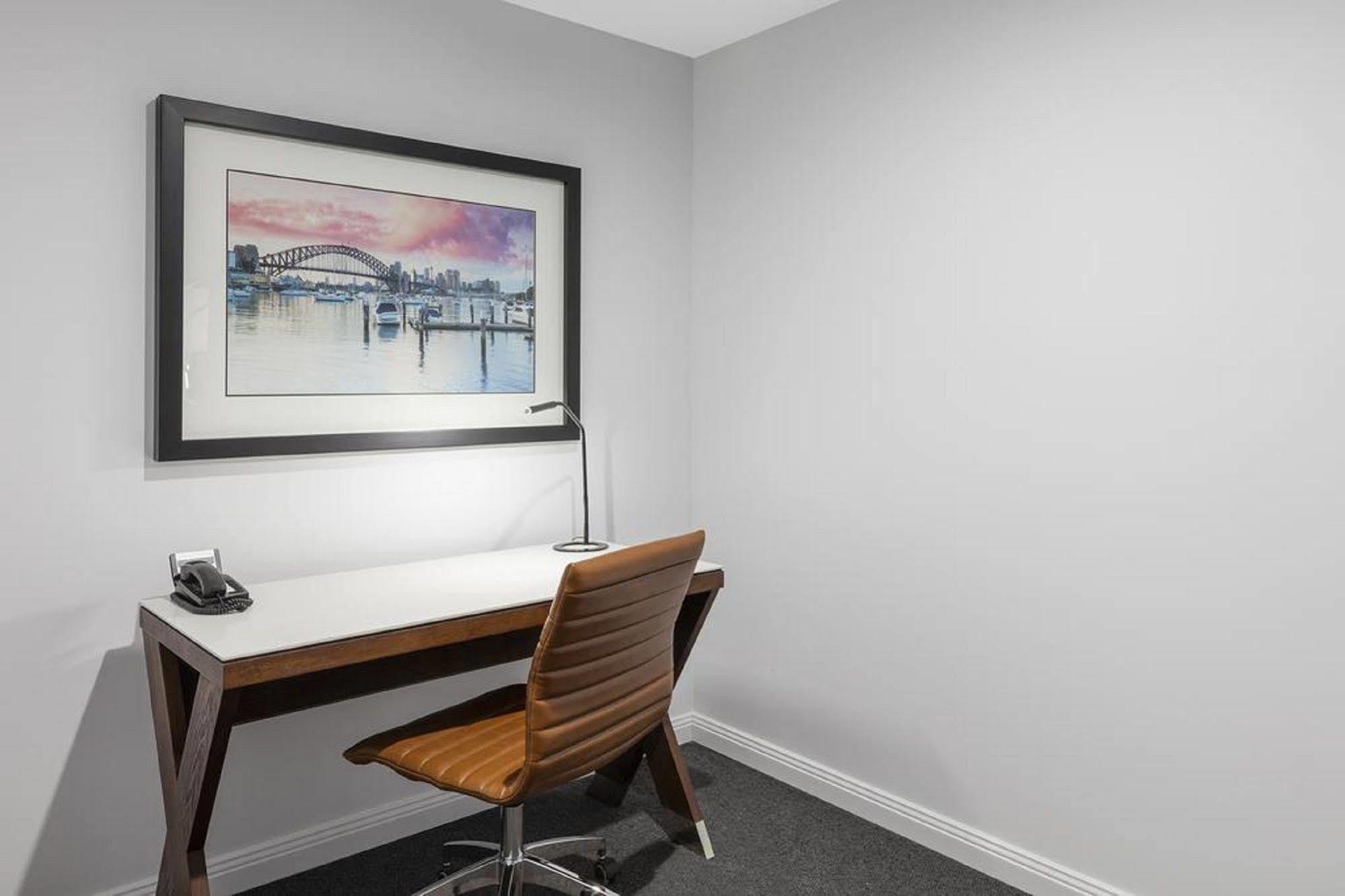 Meriton North 5* Sydney
