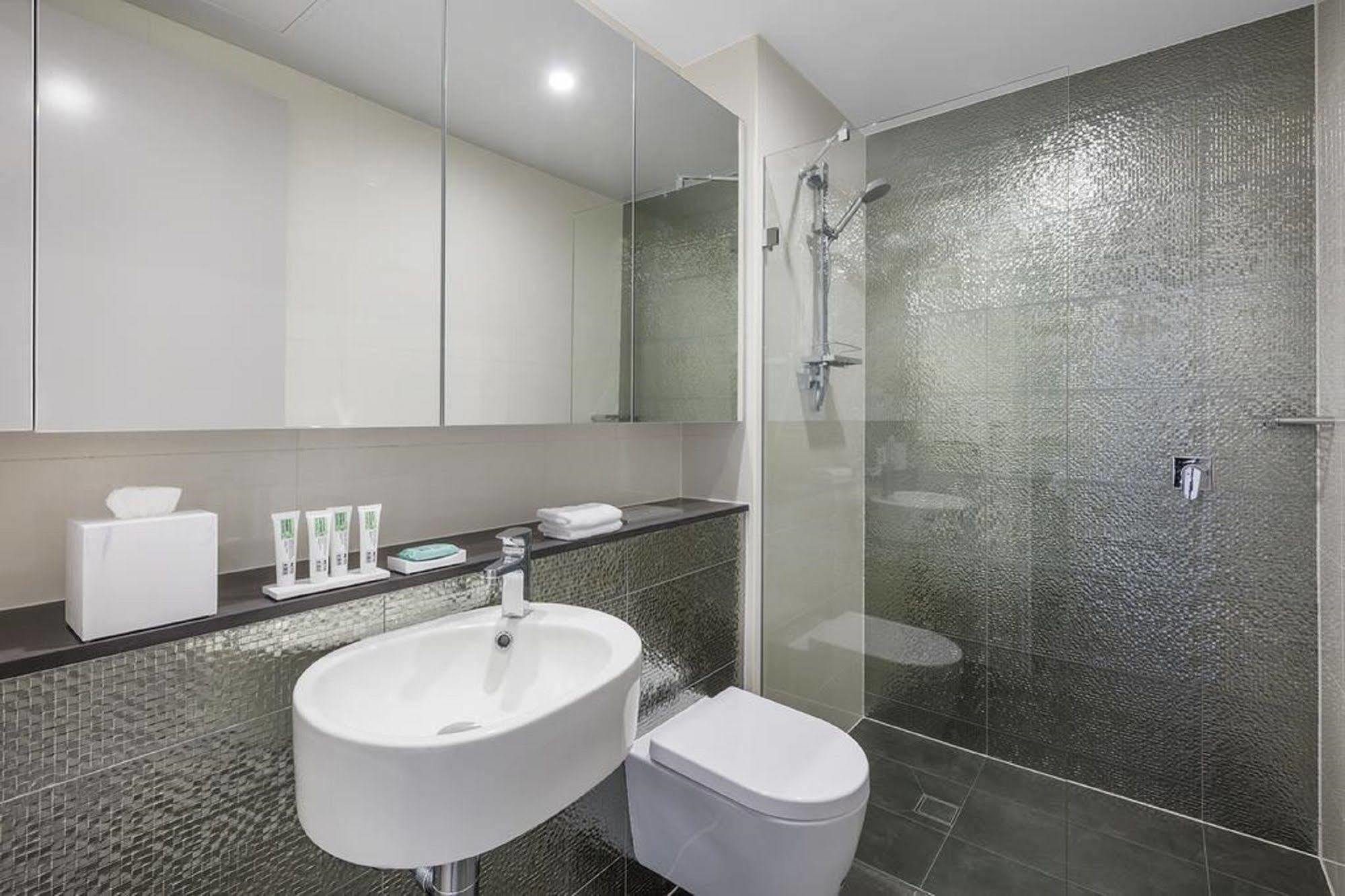 Meriton North Hotel Sydney