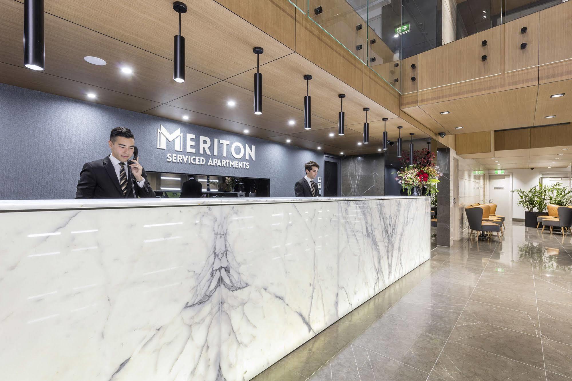 Hotel Meriton North Sydney