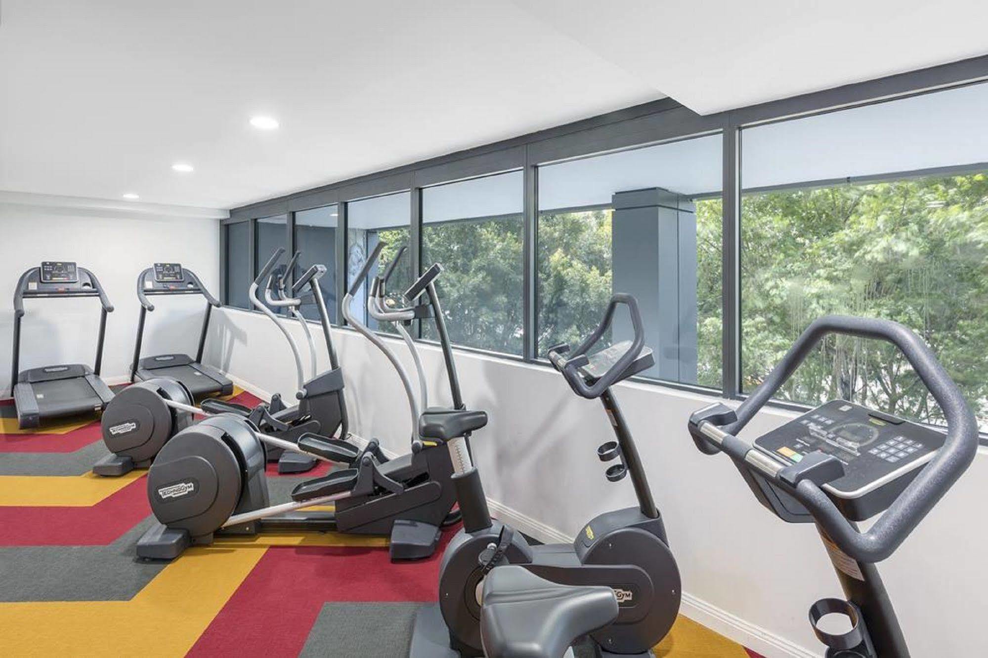 Meriton North 5*