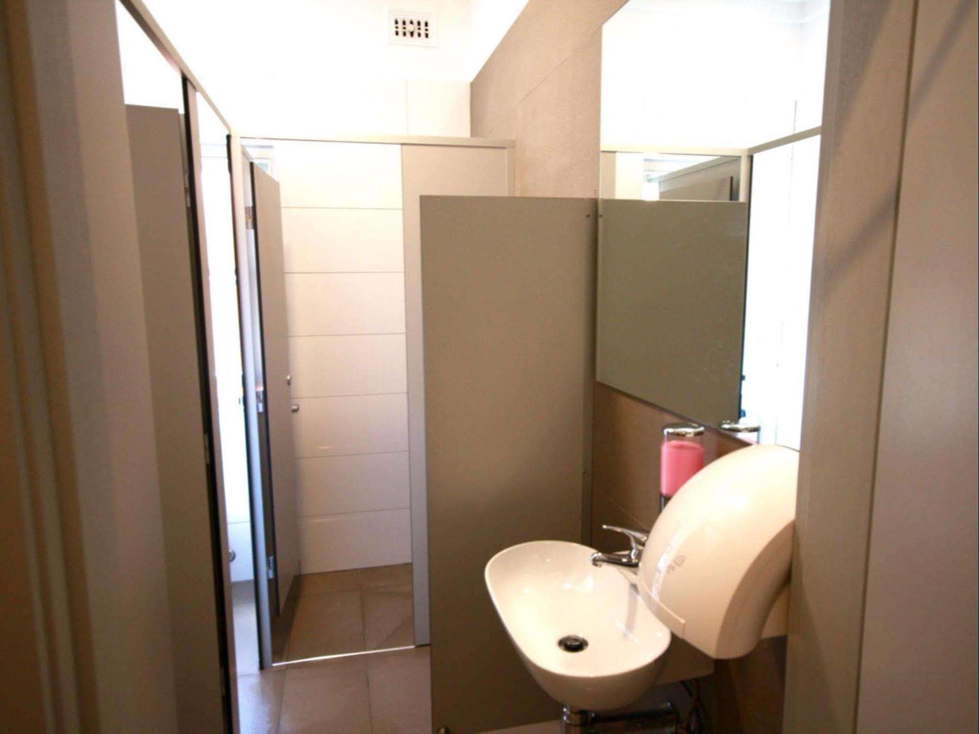 Hotel Dalziel Sydney