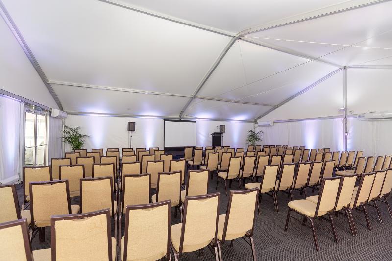 Rydges World Square Hotel