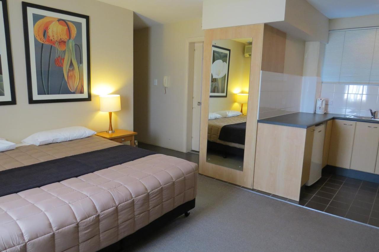 Aparthotel Waldorf Drummoyne Serviced 3*