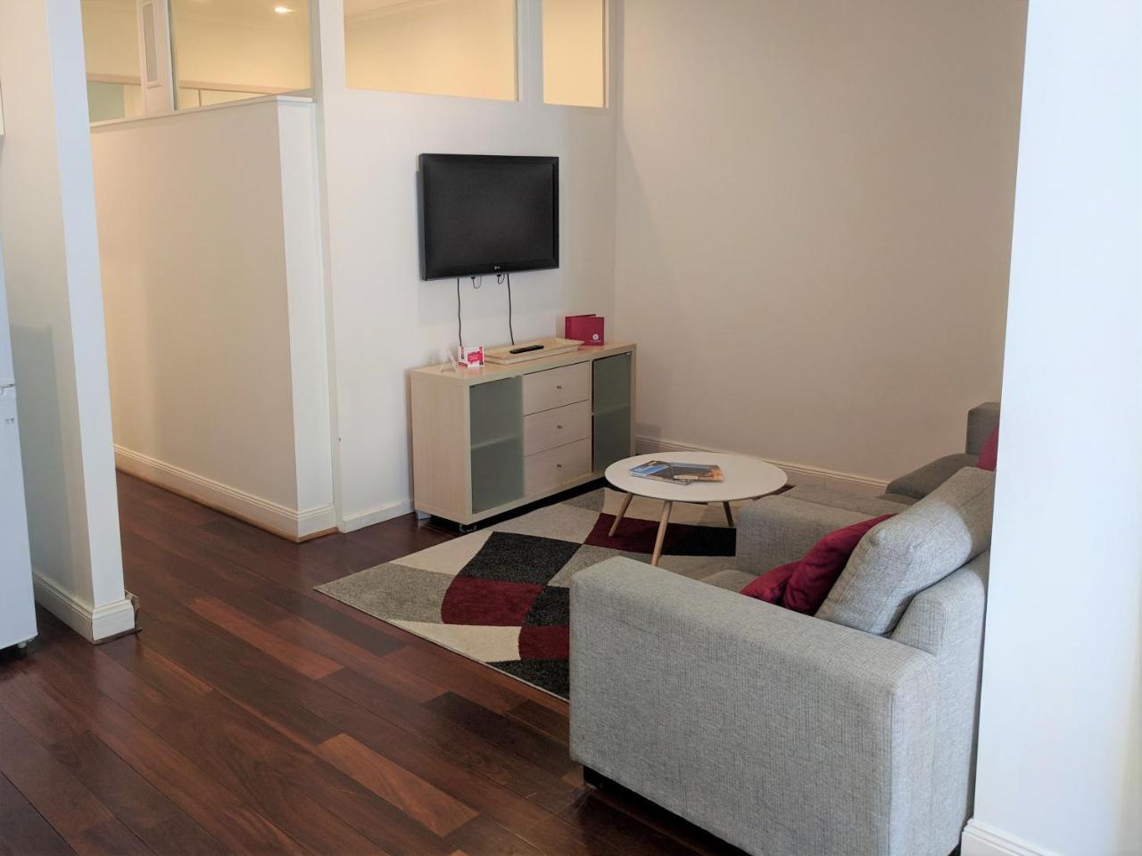 Nesuto Woolloomooloo 3* Sydney