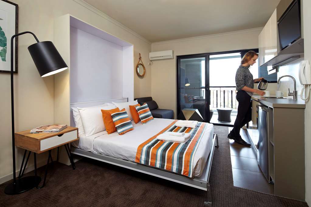 Veriu Randwick 4*