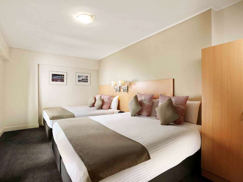 Ibis World Square Sydney